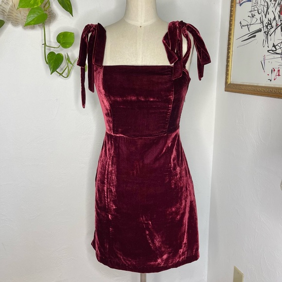 House of Harlow 1960 Dress - Picture 1 of 7